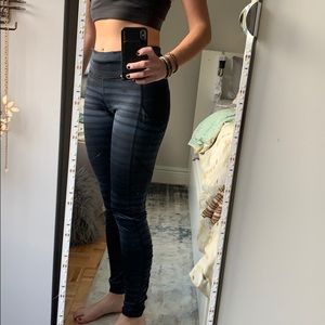 Lululemon speed tight leggings blue and black